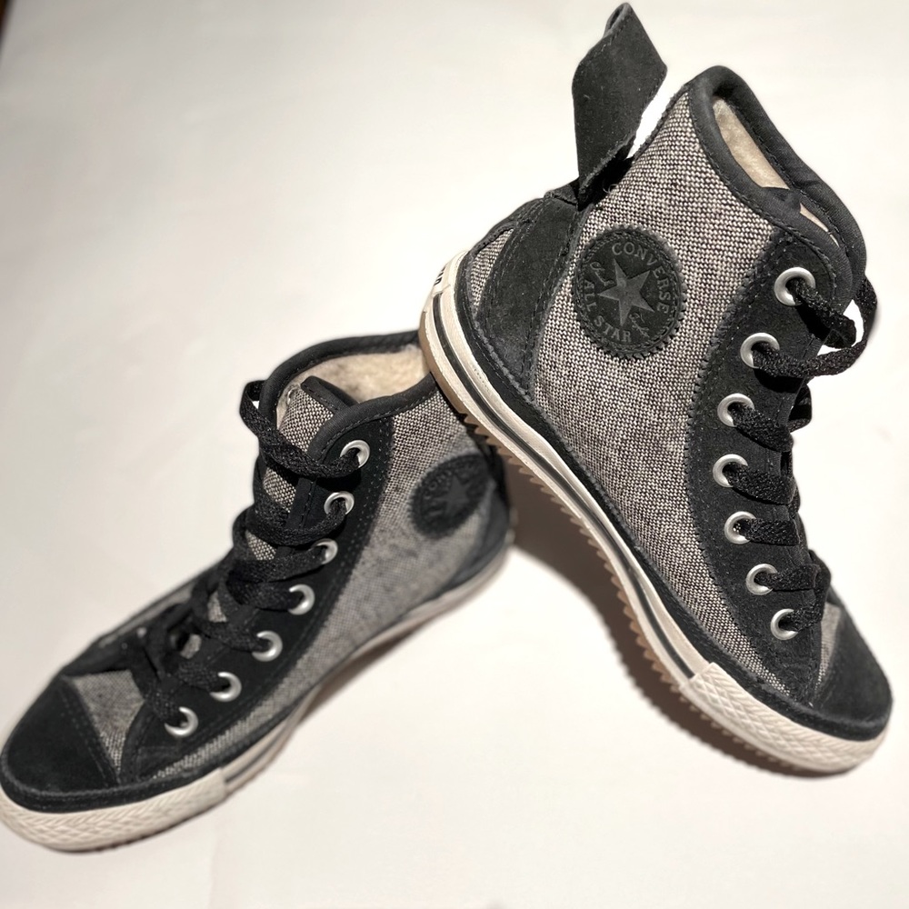 CONVERSE SNEAKERS